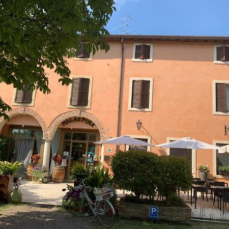 Boutique Hotel Corte Malaspina Кастельнуово-дель-Гарда Экстерьер фото